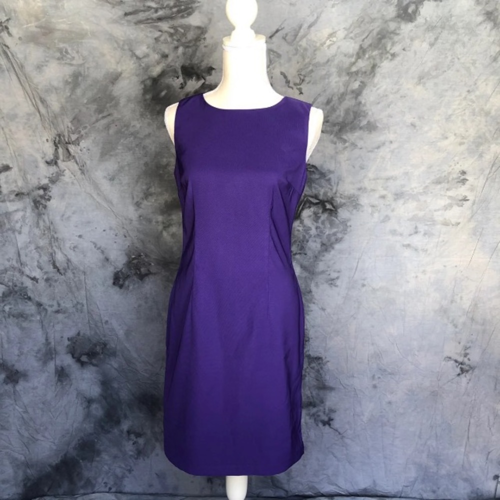 Dress barn, Size 4, Solid Purple Dress!